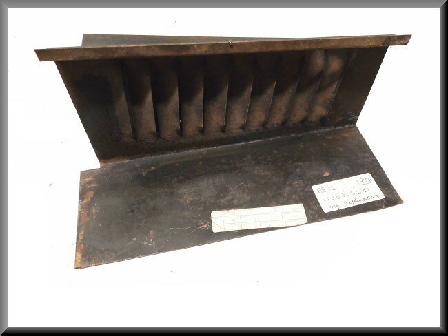 Luchtinlaat rechts – Renault 16 – OEM 0428705700