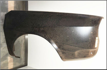 Front wing right – Renault 12 – OEM 7700648609