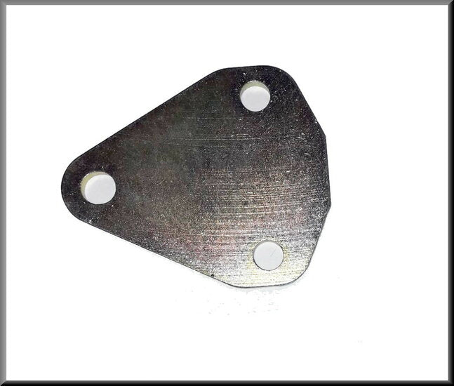 Fuel pump mounting hole cover – Renault 16 – OEM 7700546239