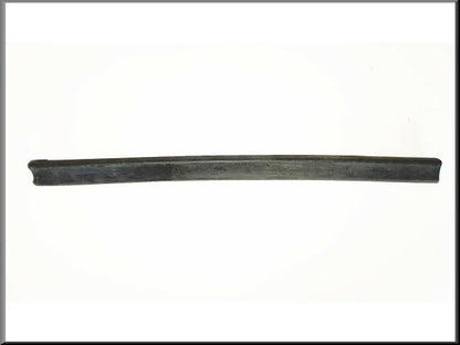 Bumper trim rear center – Renault 20 - Renault 30 – OEM 7700674570 – NOS