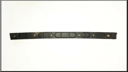 Bumper trim rear center – Renault 20 - Renault 30 – OEM 7700674570 – NOS