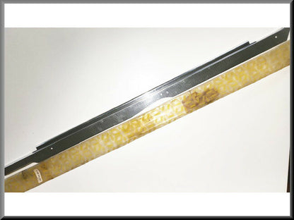 Trim strip sill front left – Renault 12 – OEM – NOS