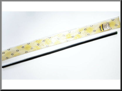 Decorative strip behind door right – Renault 20 - Renault 30 – OEM 7700675954 – NOS