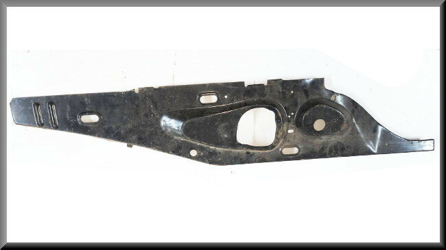 Binnen plaat voorzijde rechts  – Renault 18 – OEM 7700665635 – NOS