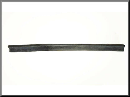 Bumperstrip midden  – Renault 20 - Renault 30 – OEM 7700663641 – NOS