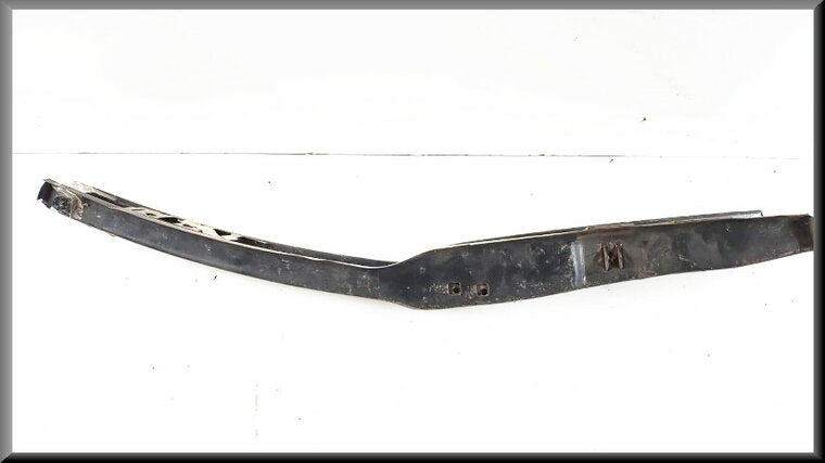 B Stijl links  – Renault 18 – OEM 7701582892 – NOS