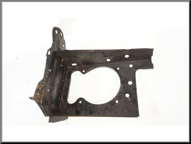 Headlamp housing left – Renault Trafic – OEM 7701462102 – NOS