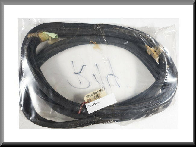 Voorruit rubber  – Renault 14 – OEM 7700589050 – NOS
