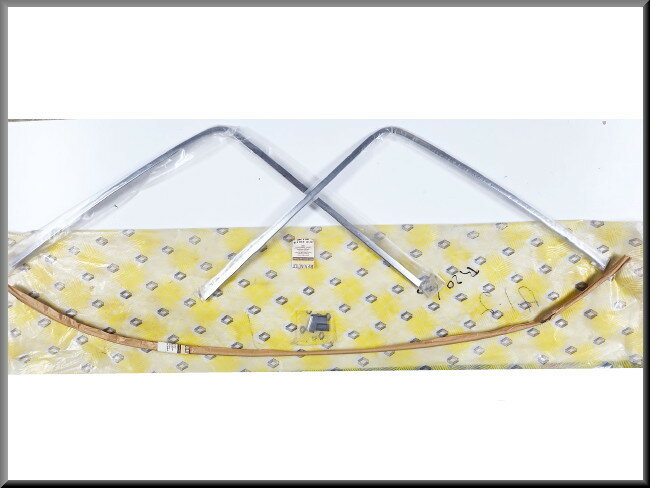 Kit complet de joints de pare-brise chromés – Renault 20 - Renault 30 – OEM 7701458414 – NOS