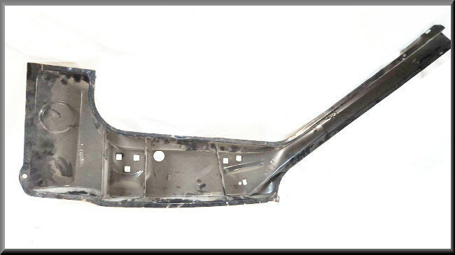 Montant A gauche – Renault 20 - Renault 30 – OEM 7700569307 – NOS