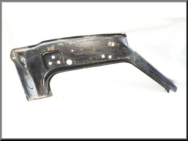 Montant A gauche – Renault 20 - Renault 30 – OEM 7700569307 – NOS