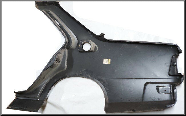 Panneau latéral arrière droit – Renault 18 – OEM 7701556760 / 770155670 – NOS