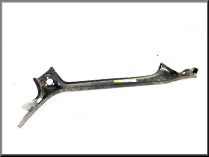 Montant de baie droit – Renault 16 – OEM 7700507049