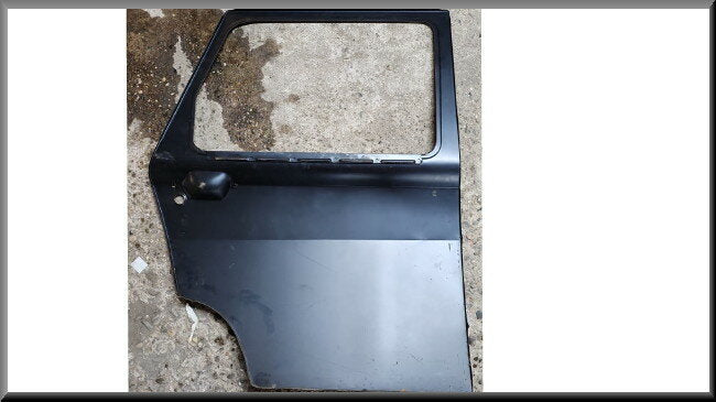 Deurplaat links achter  – Renault 6 – OEM 0256557100 – NOS