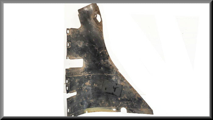 Pièce d'angle avant gauche – Renault 6 – OEM 7701504874 – NOS