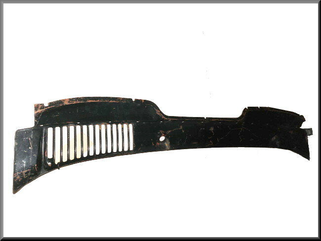 Paravan  – Renault 16 L (1150) – OEM 0256402700 – Used