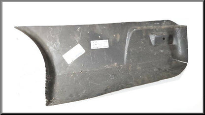 Lower rear wing left – Renault 18 – OEM 6035600 – NOS