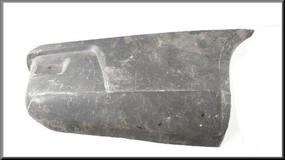 Bas d'aile arrière droite – Renault 18 – OEM 6035600 – NOS