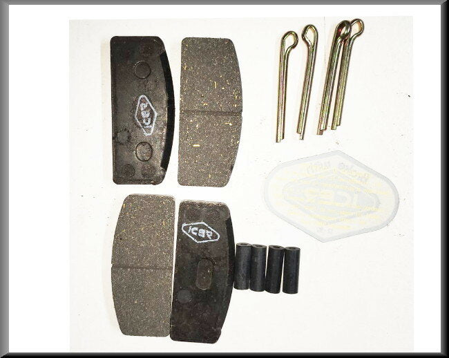 Remblokken set  – Renault 8 - Renault 10 – Dauphine - OEM 0996031700 / 0996043700 – NOS