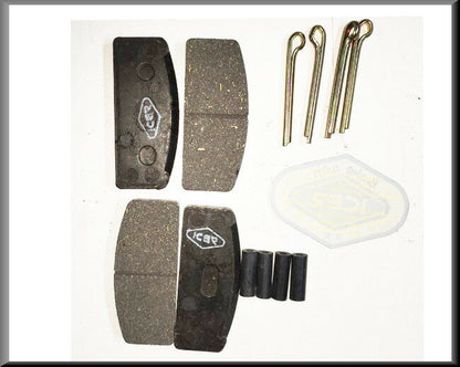 Remblokken set  – Renault 8 - Renault 10 – Dauphine - OEM 0996031700 / 0996043700 – NOS