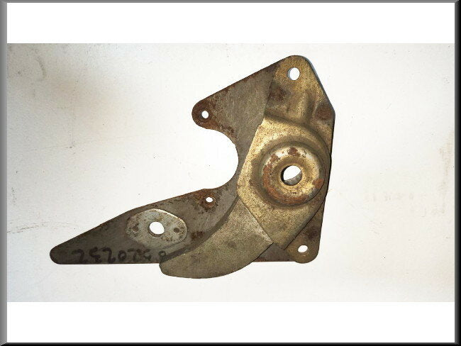 Rotule de direction droite – Renault 16 – OEM 0832023200