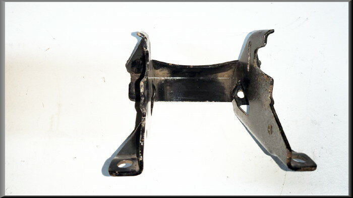 Support de suspension boîte de vitesses (4 rapports) – Renault 16 – OEM 7700504123