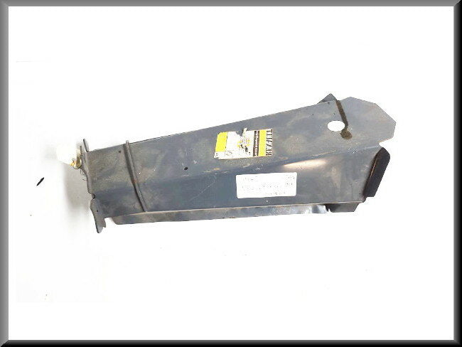 Chassis onderdeel links  – Renault 18 – OEM 7700631680 – NOS