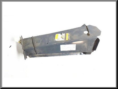 Chassis onderdeel links  – Renault 18 – OEM 7700631680 – NOS