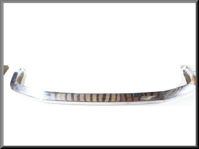Bumper voorzijde  – Renault 20 - Renault 30 (R1270) – OEM 7700585872 – NOS