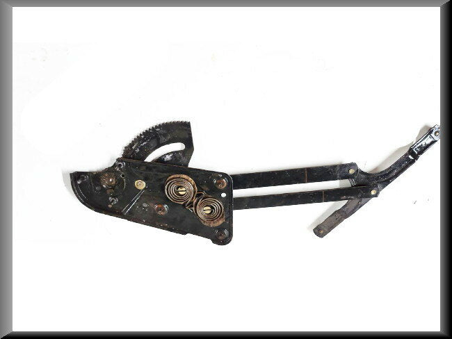 Ruithef mechaniek voorzijde links  – Renault 16 TX – OEM 7701018008 – Used