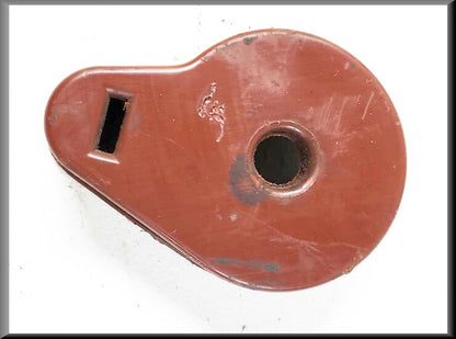 Cache-charnière de hayon arrière gauche (ROUGE) – Renault 16 – OEM 7700587635