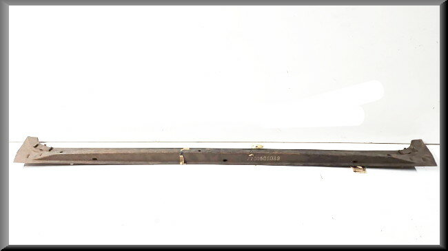 Rear cross member – Renault 12 – OEM 7700506089 – NOS