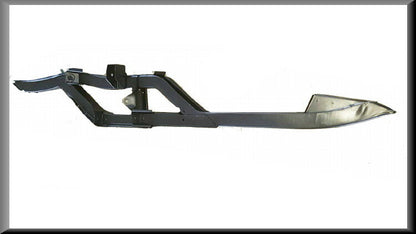 Chassis part left – Renault 12 – OEM 7701455748 – NOS