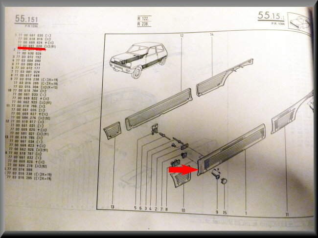 Cadre de porte avant gauche R5, 3 portes (Neuf ancien stock).