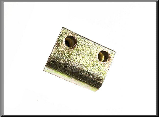 Shift rod clamp – Renault 16 – OEM 0608098400