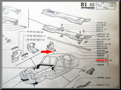 Klemmetje windlooprubber scharnier motorkap rechts – Renault 16 – OEM 0608439002