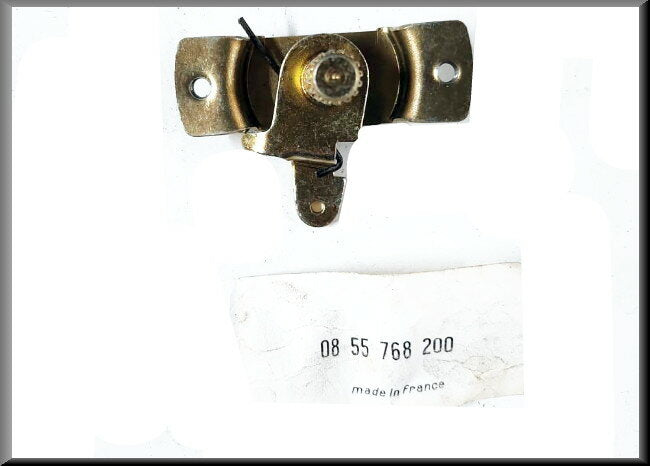 Door handle mounting rear left – Renault 16 – OEM 0855768200 / 7701348360