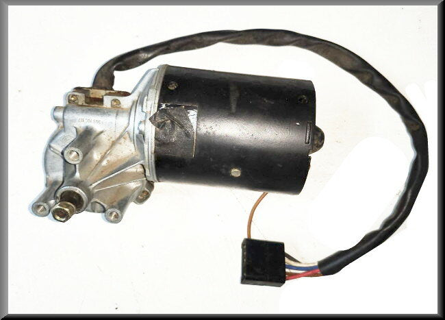 Moteur d'essuie-glace avant – Renault 16 – OEM 7701016967
