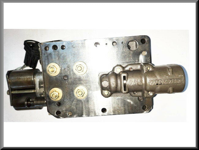 Hydraulic block automatic transmission – Renault 16 – OEM 7701453456 / 7701489319