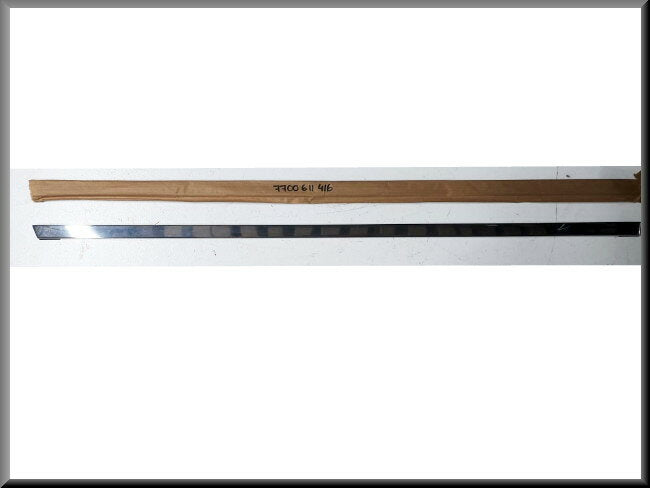 Decorative strip rear left door – Renault 30 – OEM 7700611416 – NOS