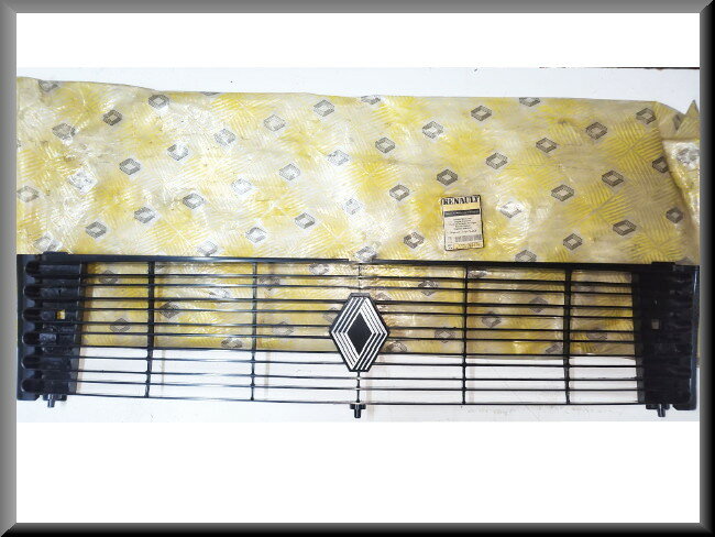 Grill  – Renault 20 - Renault 30 – OEM 7701348616 – NOS