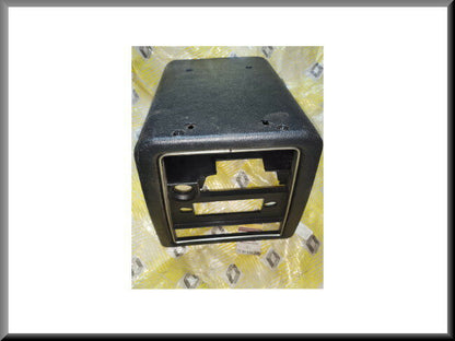 Radio console  – Renault 20 - Renault 30 – OEM 7700630355 – NOS