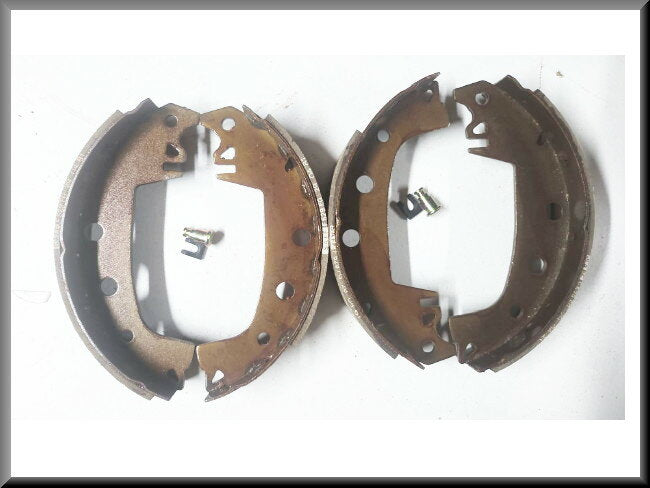 Remschoenen (Bendix systeem) – Renault 16 – OEM 7701201218 / 7701201504