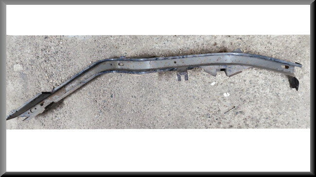 Chassisbalk – Renault 20 - Renault 30 – Alpine V6 - OEM 7700566699