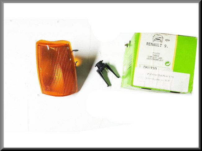 Clignotant gauche – Renault 9 - Renault 11 – OEM 7701365615 – NOS