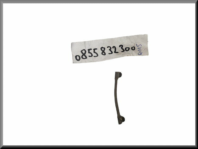 Brake caliper holder spring – Renault 16 (1150)– OEM 0855832300