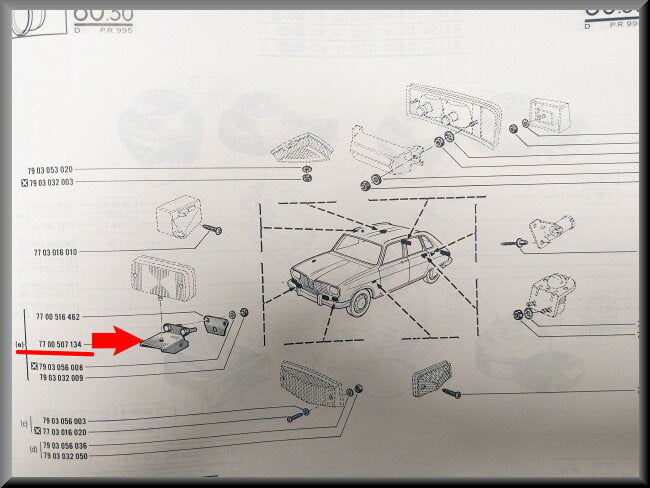 Support spotlight – Renault 16 – OEM 7700507134 – NOS