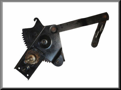 Rear left window lift mechanism – Renault 12 – OEM 7700610072