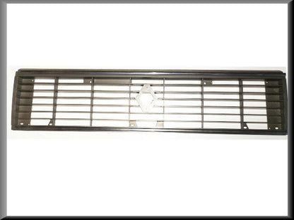 R6 GT Grill (New Old Stock)-ZWART.