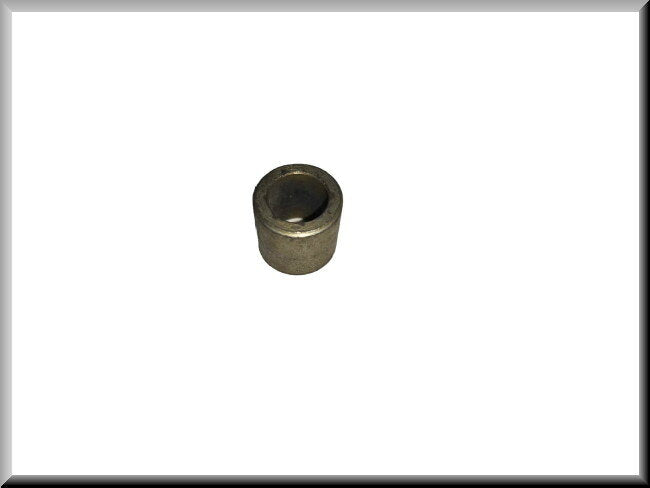 Shock absorber guide bushing bolt – Renault 16 – OEM 0608090200